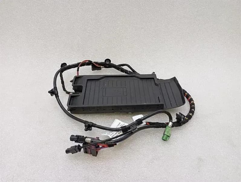 Porsche Cayman 718 Wireless Phone Charger 9P1035502A Phone Charging Tray