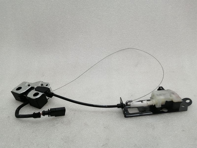 Porsche Boxster 718 boat lock 98151205304 tailgate lock