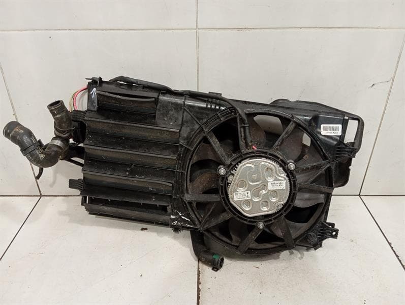 PORSCHE PORSCHE CAYMAN 718 COOLING FAN 982959456 FAN RH WITH DEFECTS