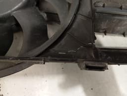 PORSCHE PORSCHE CAYMAN 718 COOLING FAN 982959456 FAN RH WITH DEFECTS — thumbnail 8