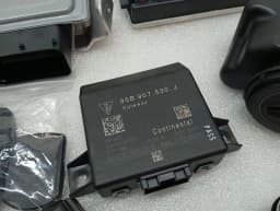 PORSCHE Porsche Cayman 718 engine ECU 982907309C engine control unit 2.5 — thumbnail 7