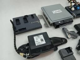 PORSCHE Porsche Cayman 718 engine ECU 982907309C engine control unit 2.5 — thumbnail 3