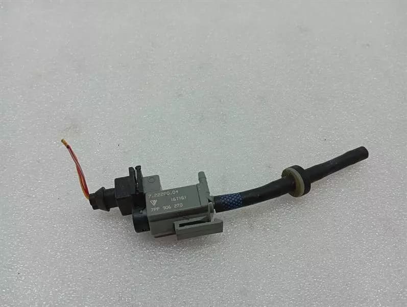 Porsche Boxster 718 Vacuum Valve 7PP906270 Vacuum Pump Diverter Valve