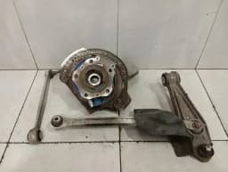 PORSCHE Porsche Cayman 718 Left Rear Hub 982505436A Wheel Bearing Housing Rear Left — thumbnail 1
