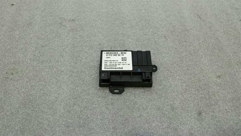 MERCEDES-BENZ Mercedes E Class W207 Fuel Pump Module A2124400414 ECU