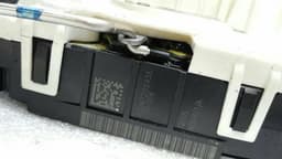 MERCEDES-BENZ Mercedes E Class W207 FRH door lock A2047202435 door lock front right — thumbnail 3