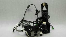 MERCEDES-BENZ Mercedes E Class W207 FRH door lock A2047202435 door lock front right — thumbnail 4