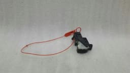 MERCEDES-BENZ Mercedes E Class W212 Fuel Cap Actuator A2048200072 Actuator Fuel Cap. — thumbnail 4