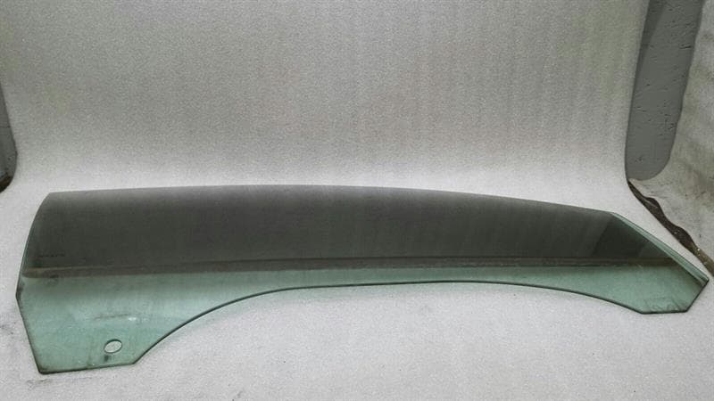 MERCEDES-BENZ Mercedes E Class W207 FRH Door Glass A2077250210 Front Right Door Glass