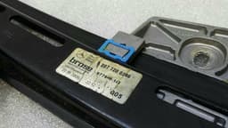 MERCEDES-BENZ Mercedes E Class W207 FRH Door Winder A2077200446 Front Right Window Regulator — thumbnail 3