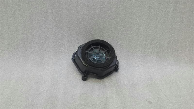 Mercedes E Class W212 W204 W207 Speaker A2048202402 Loudspeakers