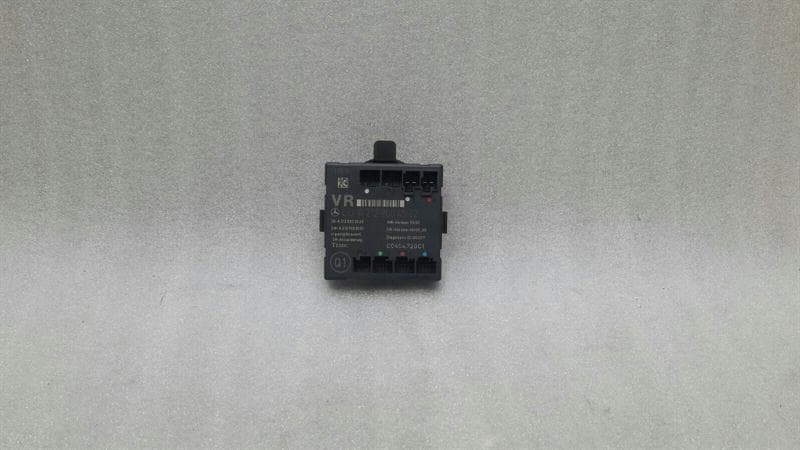 Mercedes E Class W212 Right Door Module A2129004502 Door Control Unit Front Right