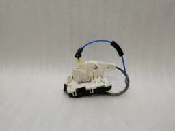 MERCEDES-BENZ Mercedes E Class W212 Front Right Door Lock A2047202435 Door Lock Front Right — thumbnail 1