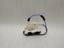 MERCEDES-BENZ Mercedes E Class W212 Front Right Door Lock A2047202435 Door Lock Front Right — thumbnail 4