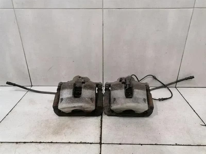MERCEDES-BENZ Mercedes C Class W204 front brake caliper set A2044212381 caliper front set