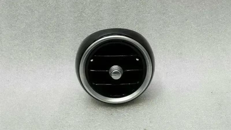 Mercedes C W205 RHD left air vent A2058301100 ventilation nozzle ventilation grille Li