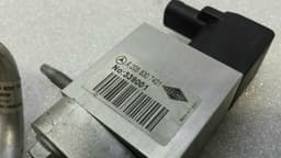 MERCEDES-BENZ Mercedes C Class W205 Air Condition Valve A2058307401 Shut Off Valve — thumbnail 3