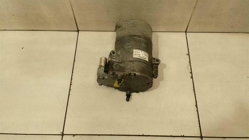 Mercedes C Class W205 A/C Compressor A0008301901 Air Conditioning Compressor