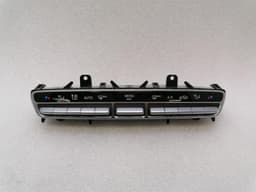 MERCEDES-BENZ Mercedes C Class W205 Car Climate Control A2059058305 Air Conditioning Panel A/C — thumbnail 1