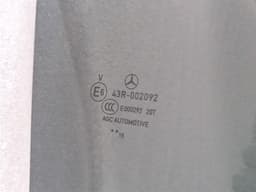 MERCEDES-BENZ Mercedes C Class W205 rear door glass set a2057350510 rear door window set — thumbnail 6