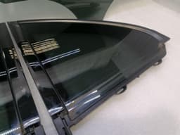 MERCEDES-BENZ Mercedes C Class W205 rear door glass set a2057350510 rear door window set — thumbnail 4
