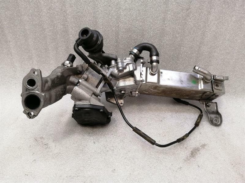 MERCEDES-BENZ Mercedes C Class W205 Hybrid EGR Cooler A6511400660 EGR Exhaust Gas Recirculation Diesel