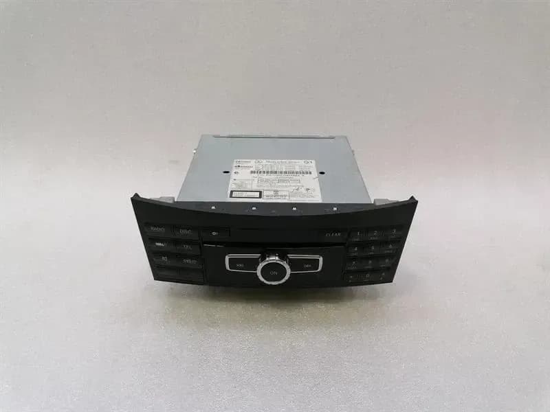 MERCEDES-BENZ Mercedes W212 W207 Command CD Player A2129001317 Audio System Controller