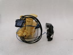 MERCEDES-BENZ Mercedes C Class W205 Fuel Pump Electric A2054701694 Fuel Pump OM651 — thumbnail 4