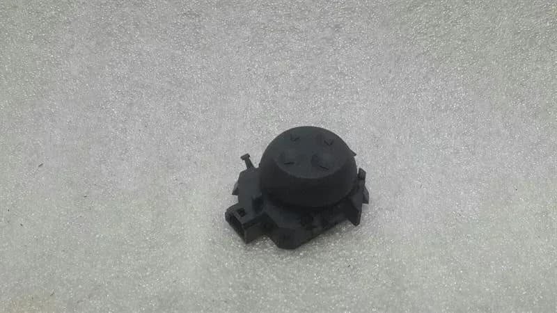 Mercedes C Class W205 Left Seat Lumbar Switch A2059057603 Seat Switch Left