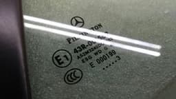 MERCEDES-BENZ Mercedes SLK R172 Left Rear 1/4 Glass A1726700100 Door Window 1⁄4 Rear Left — thumbnail 3