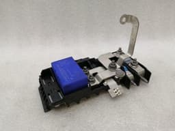 MERCEDES-BENZ Mercedes GLA X156 Fuse Box A2465401350 Fuse Box with Battery Relay — thumbnail 6