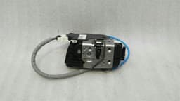 MERCEDES-BENZ Mercedes GLA X156 front right door lock A1667200635 door lock front right — thumbnail 3
