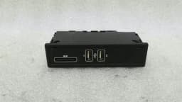 MERCEDES-BENZ MERCEDES GLC X253 USB Input Module A2058200526 USB Female SD Multimedia — thumbnail 4