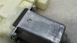 MERCEDES-BENZ Mercedes GLC X253 door window motor A2059060113 window regulator motor front right — thumbnail 2