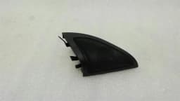 MERCEDES-BENZ Mercedes A Class W176 Front Right Tweeter A1767200211 Speaker Front Right — thumbnail 3
