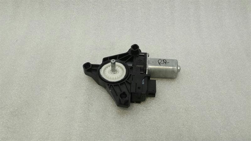 MERCEDES-BENZ Mercedes A Class W176 Door Window Motor A2469063200 Window Regulator Motor