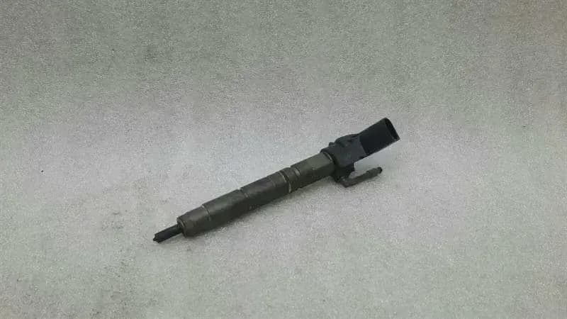 Mercedes ML W166 Injector A6510702987 Fuel Injector OM651