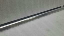 MERCEDES-BENZ Mercedes ML W166 rear left body moulding A1667350365 strip rear left — thumbnail 3