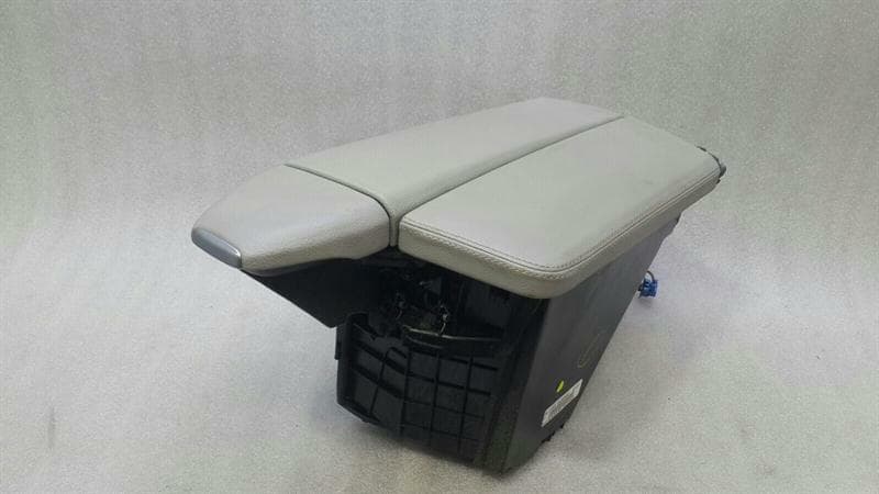 MERCEDES-BENZ Mercedes ML W166 RHD Armrest A1666800919 Right Hand Drive