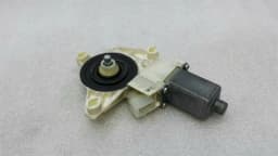 MERCEDES-BENZ Mercedes V-class W447 FRH door window engine A4479063600 power window motor — thumbnail 2