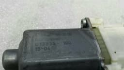 MERCEDES-BENZ Mercedes V-class W447 FRH door window engine A4479063600 power window motor — thumbnail 3