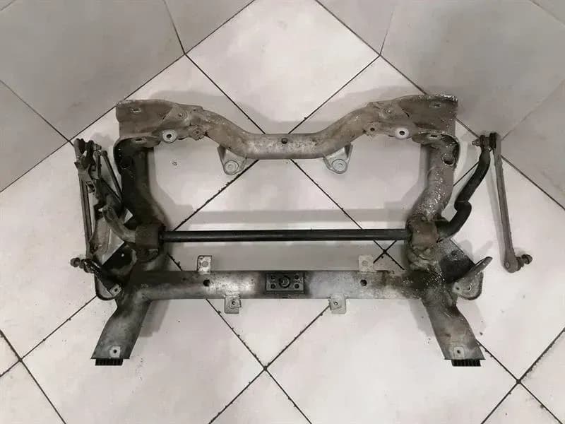 MERCEDES-BENZ Mercedes E Class W207 Beam Subframe Front A2046280557 Front Axle Carrier