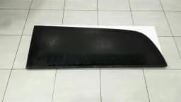 MERCEDES-BENZ Mercedes V-class W447 Left Rear 1/4 Glass A4476704400 Door Window 1⁄4 Rear Left — thumbnail 5