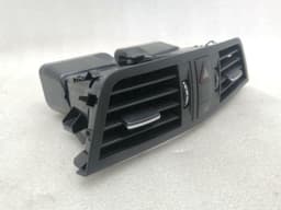 MERCEDES-BENZ Mercedes E Class W207 Centre Air Vent A2078300054 Vent Nozzle Vent Grille — thumbnail 2