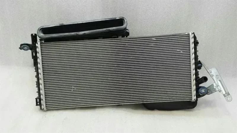 PORSCHE Porsche Boxster 718 left water radiator 982121252 water cooler radiator left B4T