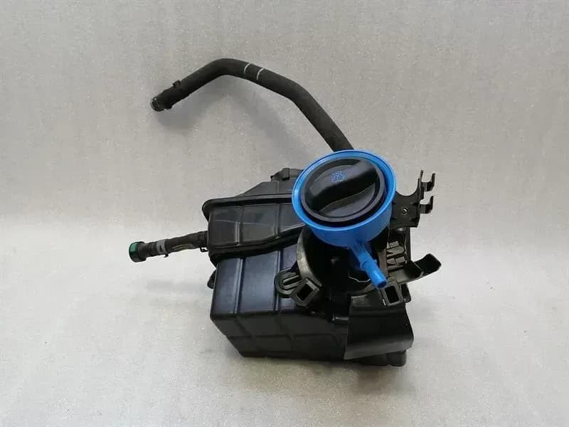 PORSCHE Porsche Boxster 718 expansion tank 982121407B expansion tank cooling water