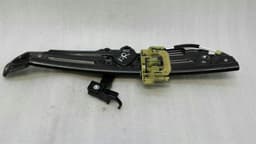 BMW BMW 5 Series F10 528i Right Rear Door Winder 7182614 Window Regulator Rear Right — thumbnail 1