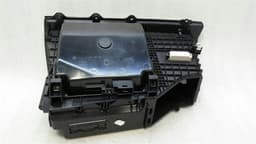 BMW BMW 5 Series F10 528i RHD Glovebox 9205982 right handlebar VENETOBEIGE — thumbnail 7