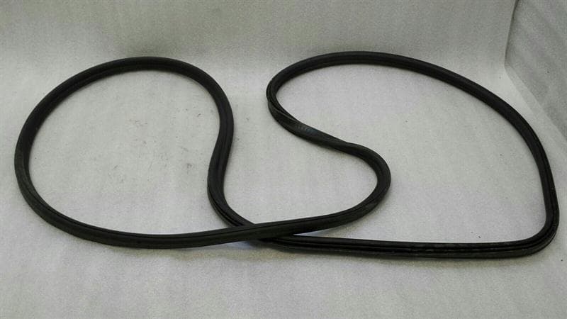 BMW BMW 5 Series F10 Boot Lid Seal 7204298 Tailgate Seals