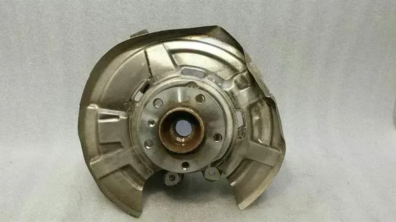 BMW BMW 5 Series F10 528i Right Rear Hub 6793770 Wheel Bearing Housing Rear Right